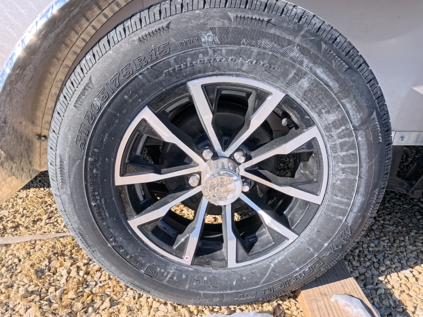 New 2026 Formula Trailers 7 x 16 Traverse, Champagne Beige with Composite Trim, 16" Crossmembers, Aluminum Rims, Setback Jack, 7' Wall Height Cargo / Enclosed Trailer