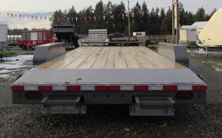 New 2026 Delco Trailers C320U32CS2E Car Hauler 83x20