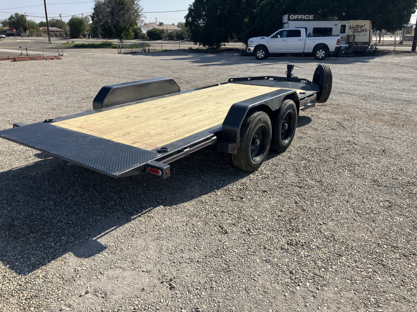 New 2026 Diamond C Trailers HDT207 16X82 Tilt Trailer