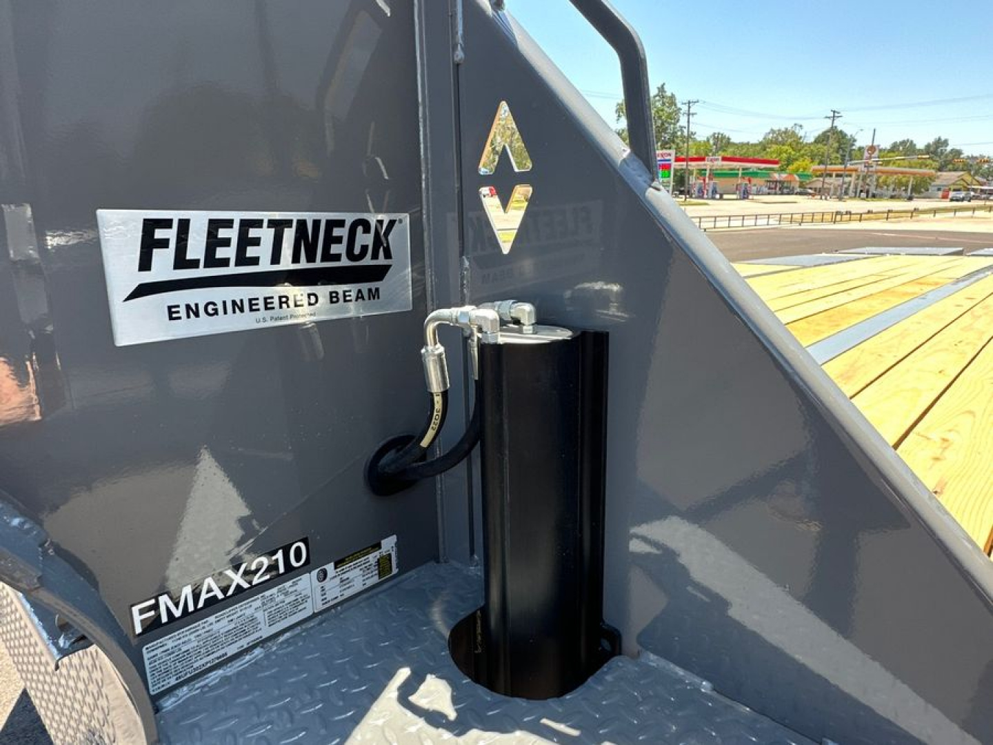 New 2023 Diamond C Trailers FMAX210MR 2.0 - PAC Flatbed Trailer