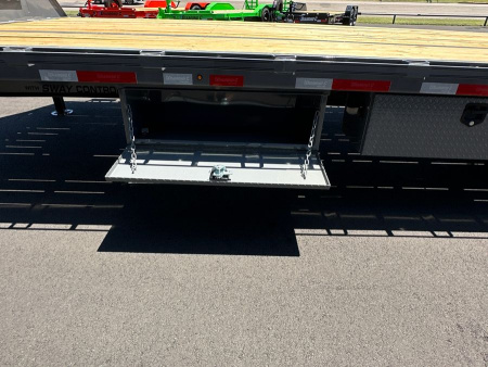 New 2023 Diamond C Trailers FMAX210MR 2.0 - PAC Flatbed Trailer