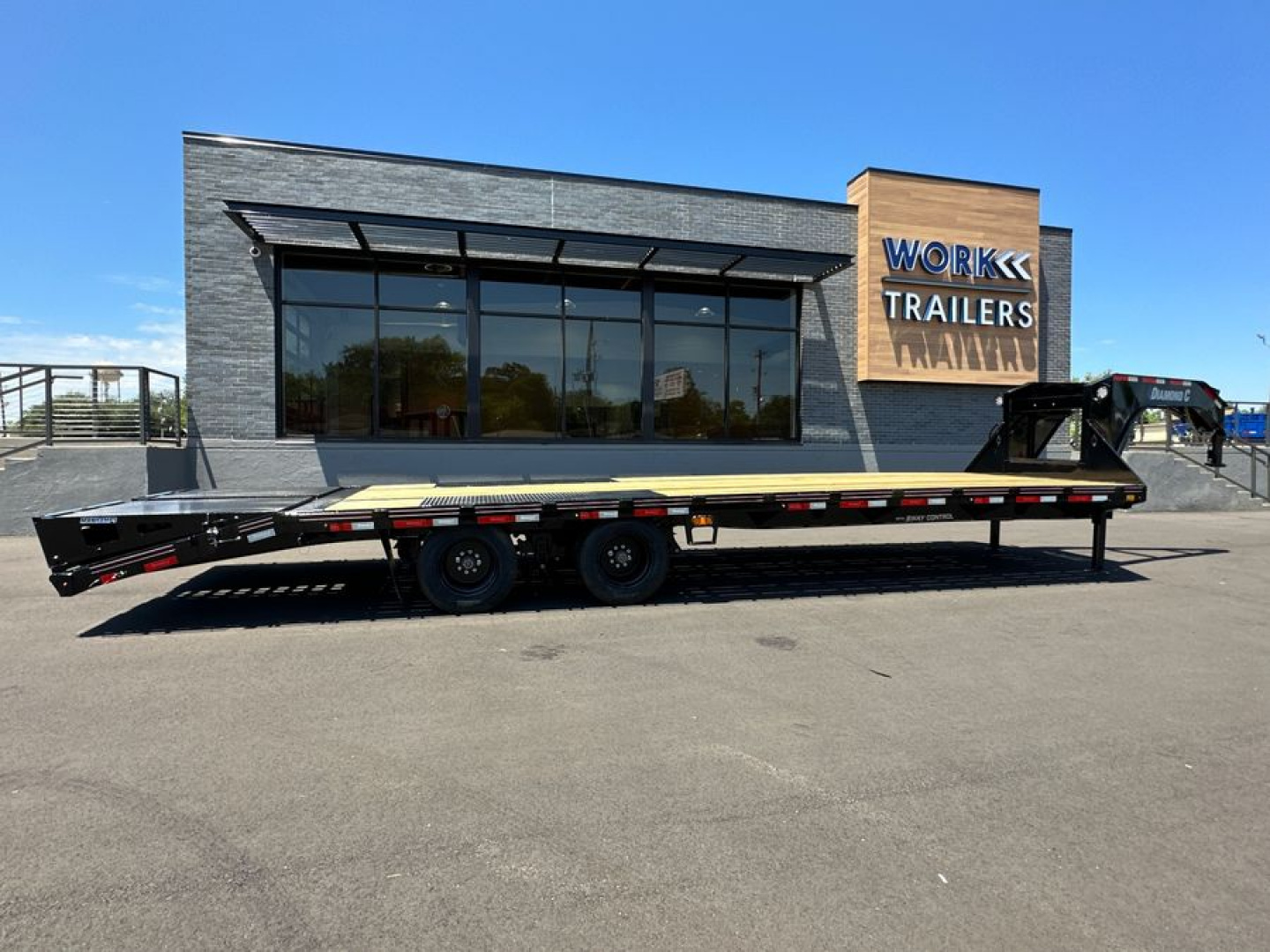 New 2023 Diamond C Trailers FMAX210MR 2.0 - PAC Flatbed Trailer