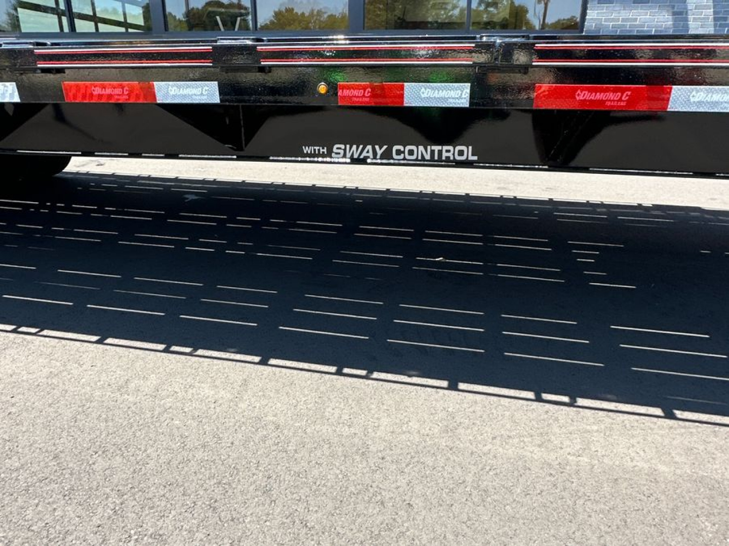 New 2023 Diamond C Trailers FMAX210MR 2.0 - PAC Flatbed Trailer