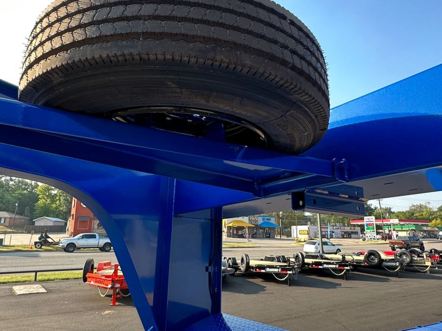 New 2024 Diamond C Trailers LPX208-GN Equipment Trailer