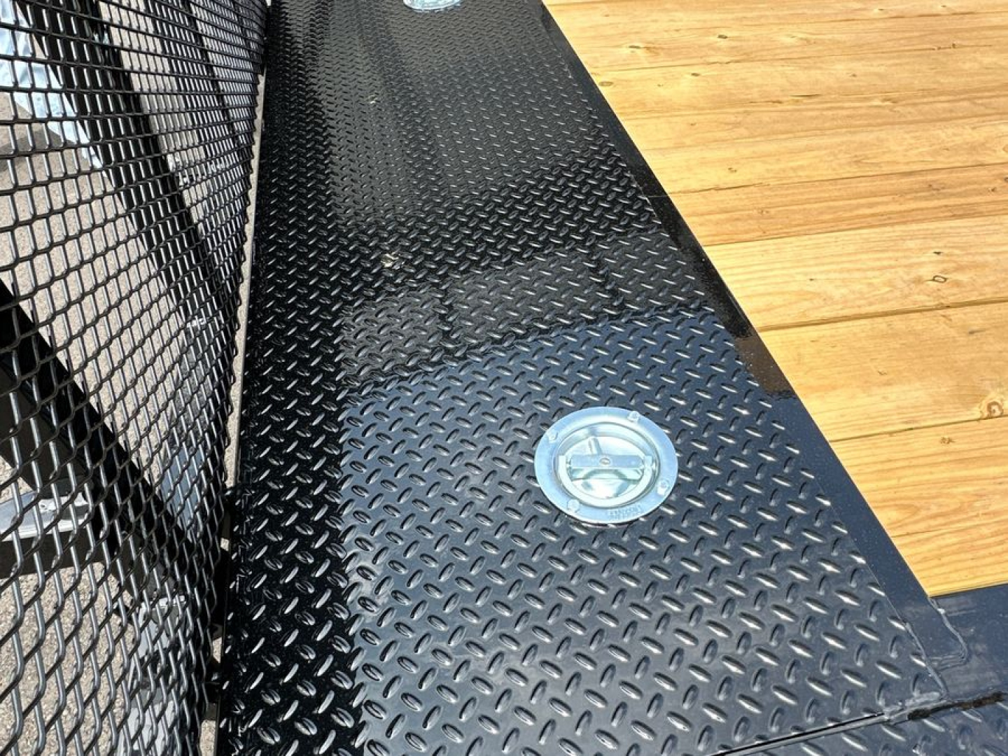 New 2024 Diamond C Trailers GTF206 Car Hauler