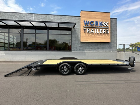 New 2024 Diamond C Trailers GTF206 Car Hauler