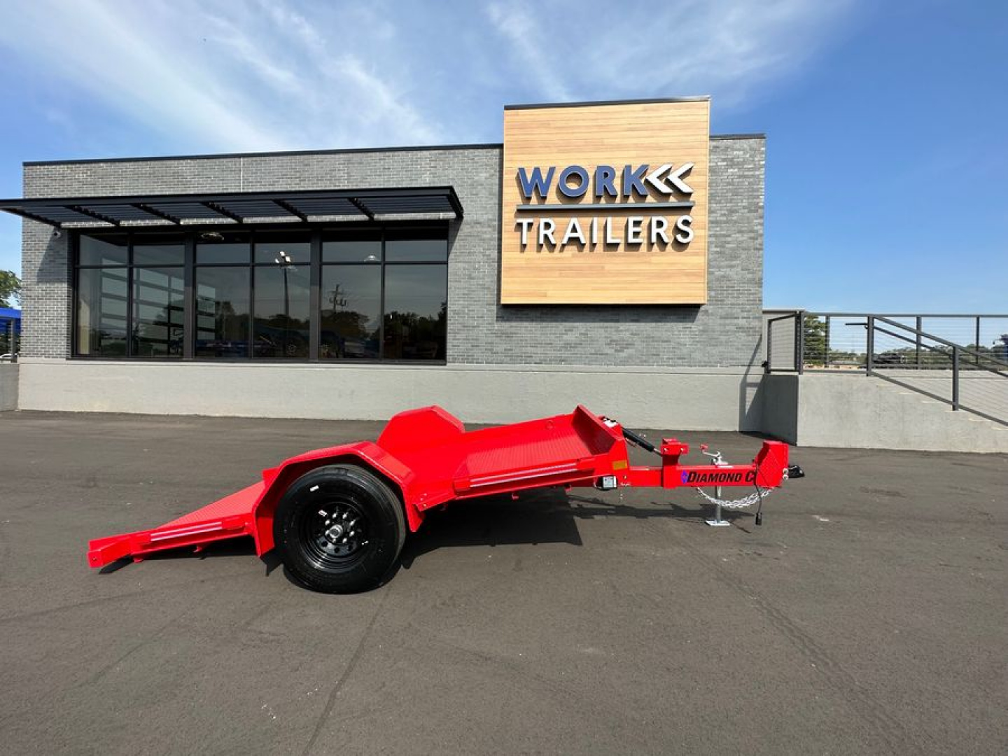 New 2023 Diamond C Trailers DSA107 Equipment Trailer