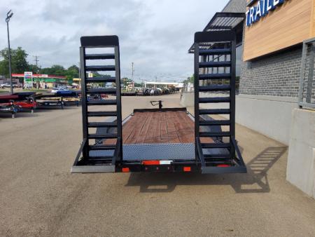 New 2025 Diamond C Trailers HEQ207 Equipment Trailer