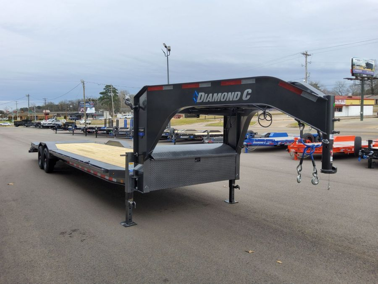 New 2025 Diamond C Trailers LPX210-GN Equipment Trailer