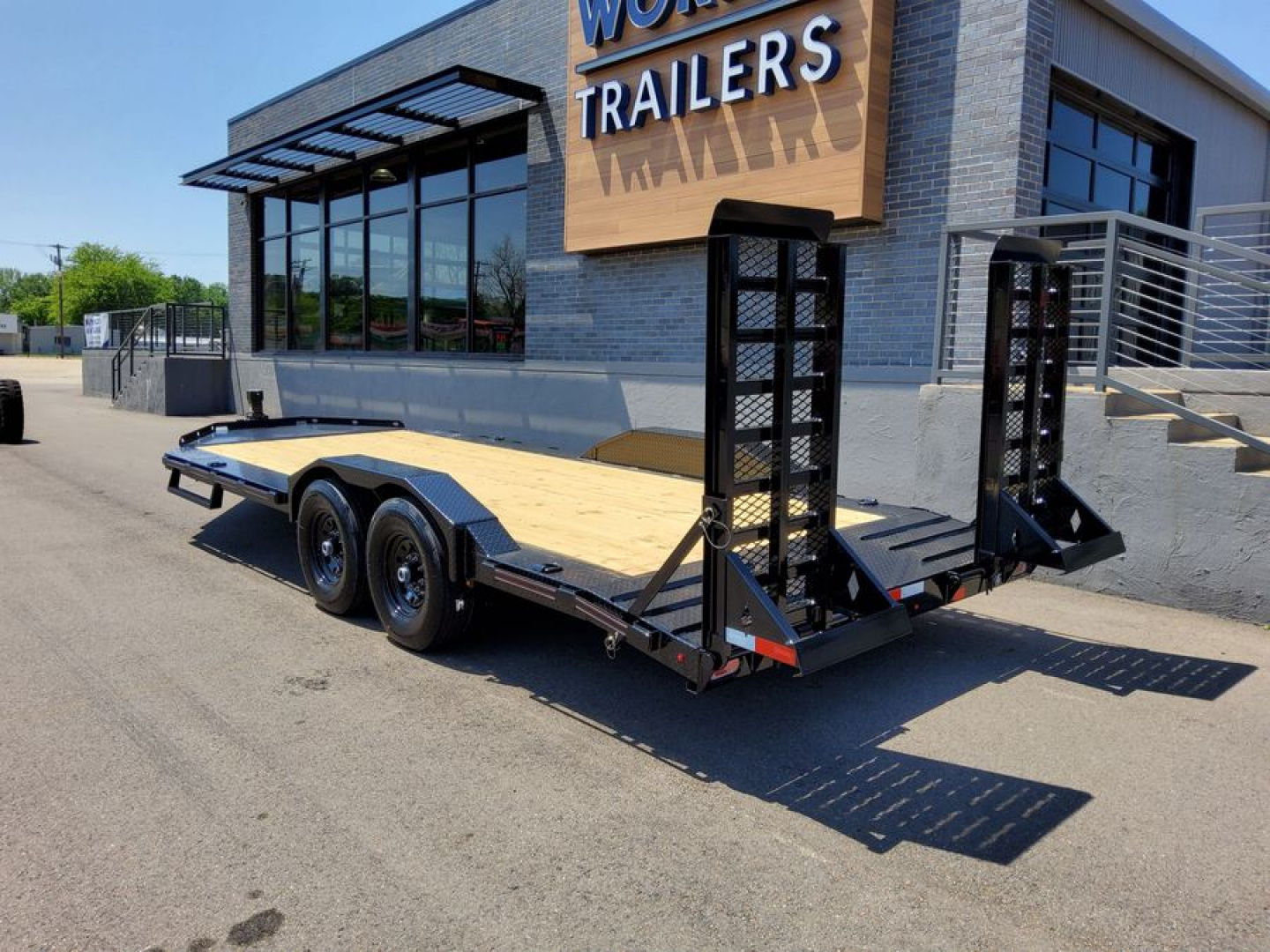 New 2025 Diamond C Trailers LPX207 Equipment Trailer