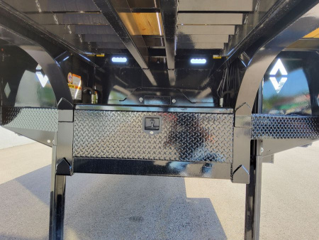 New 2025 Diamond C Trailers SDX216HDT 2.0 Flatbed Trailer