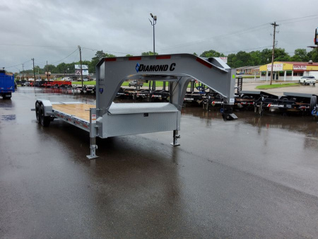 New 2025 Diamond C Trailers LPX207-GN - PACESET Equipment Trailer