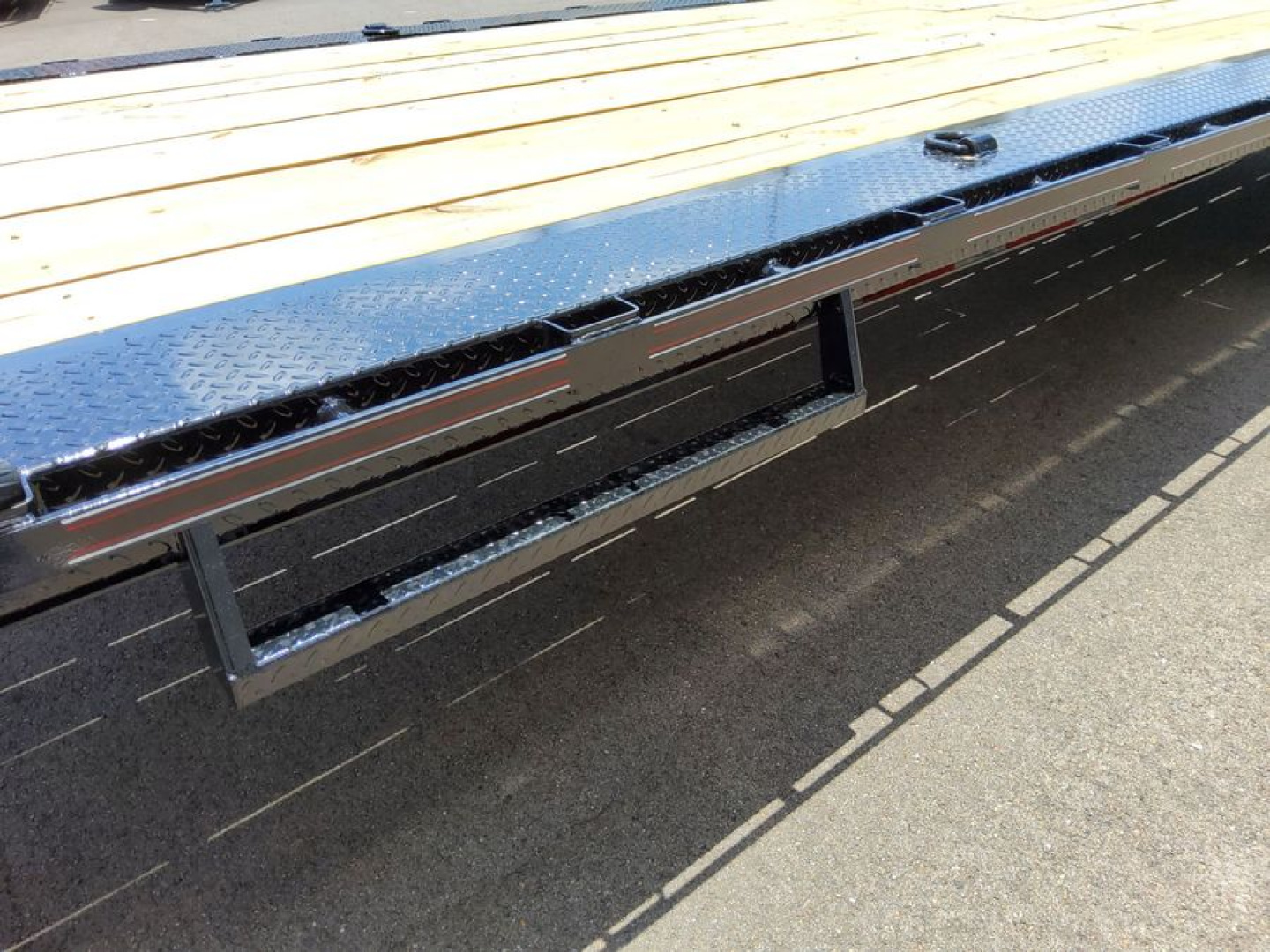 New 2025 Diamond C Trailers LPX210-GN Equipment Trailer