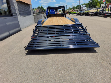 New 2025 Diamond C Trailers LPX210-GN Equipment Trailer