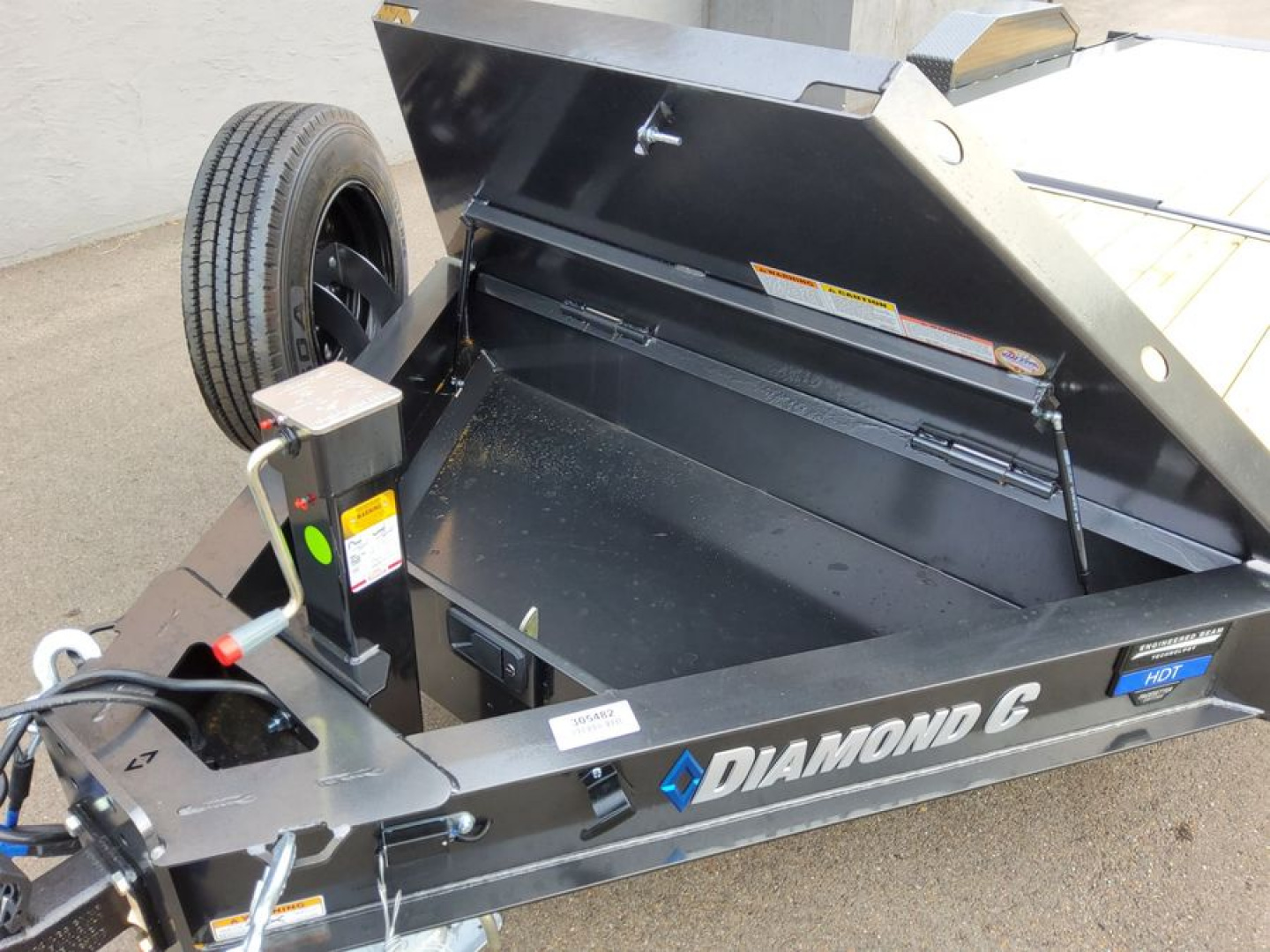 New 2026 Diamond C Trailers HDT208 - PACESETTER Tilt Trailer