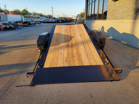 New 2026 Diamond C Trailers HDT207 - PACESETTER Tilt Trailer