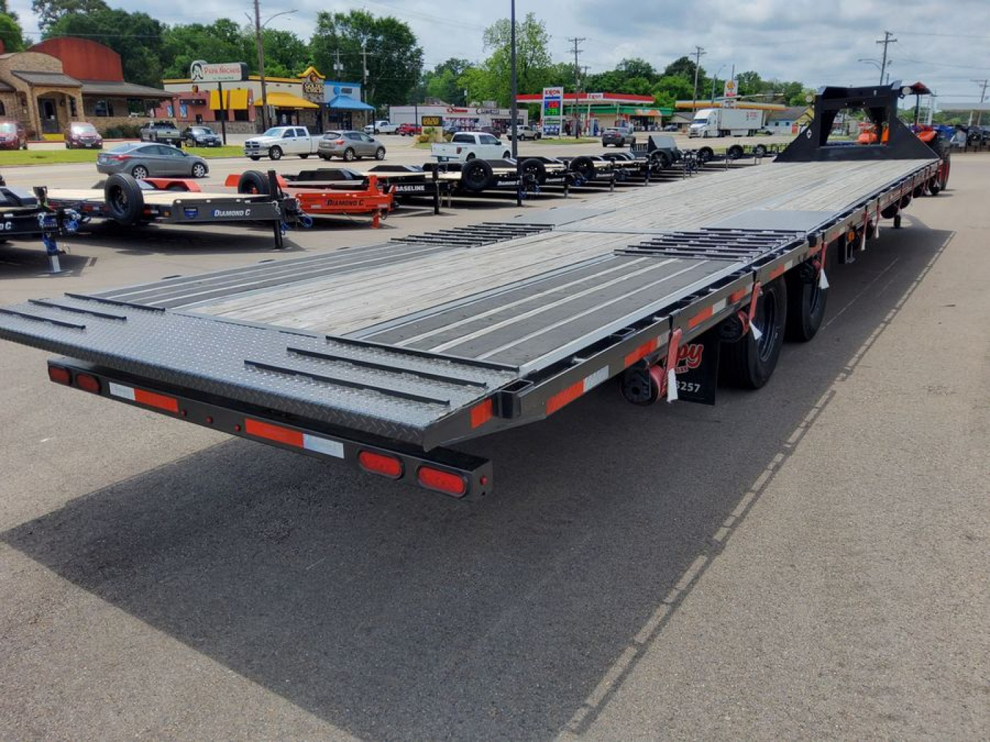 Used 2024 Diamond C Trailers FMAX212 Flatbed Trailer