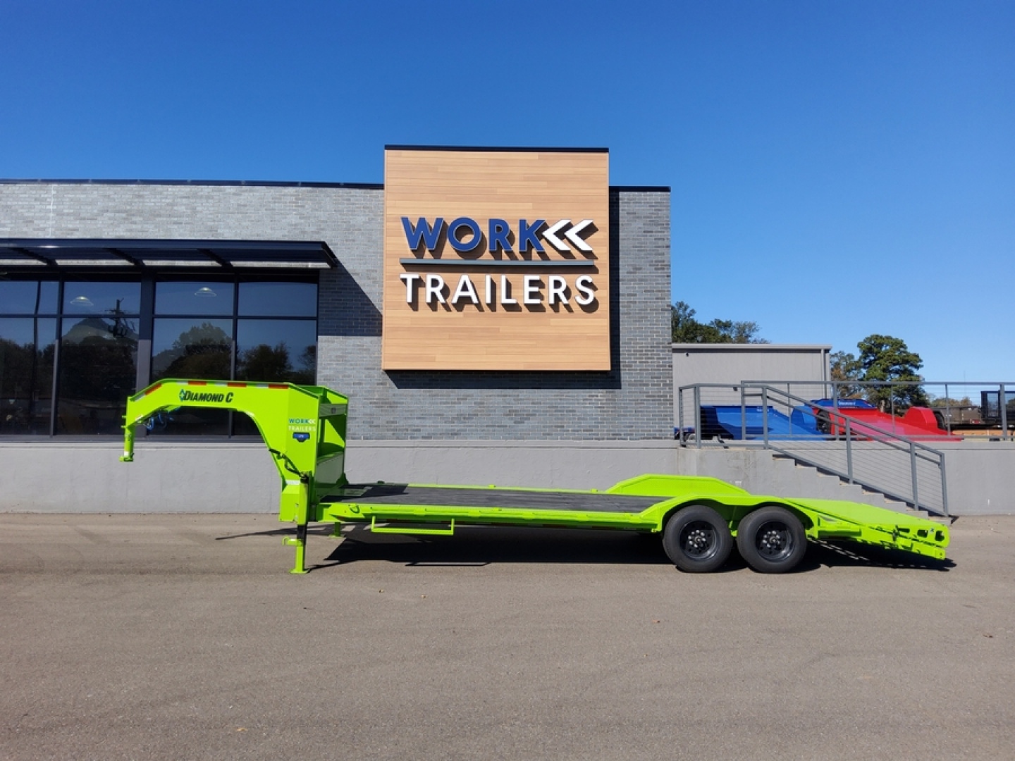 Used 2024 Diamond C Trailers LPX-GN Used Equipment Trailer