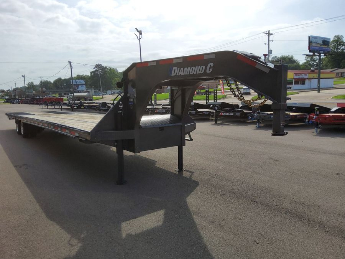 Used 2025 Diamond C Trailers FMAX212 Equipment Trailer