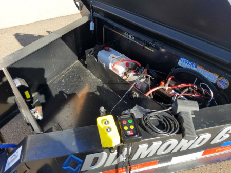 New 2026 Diamond C Trailers DEC210 Deckover Trailer