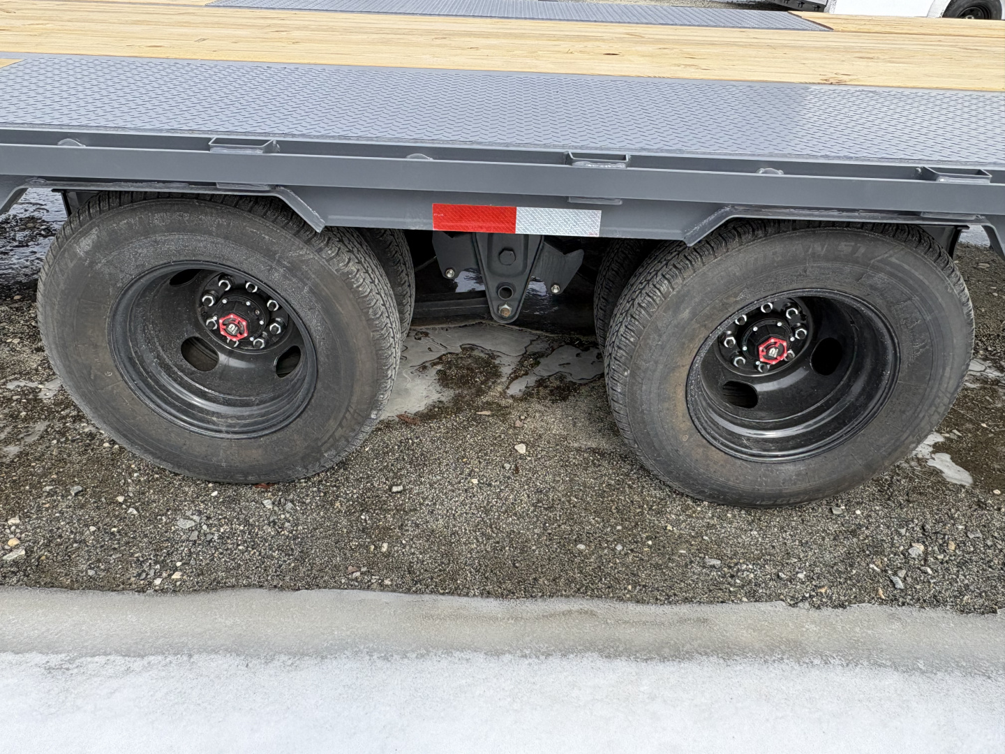 New 2026 Down 2 Earth Trailers 40' 23.5K Gooseneck Flatbed Dual Tandem w/ 5' Dove and Real Steel Ramps