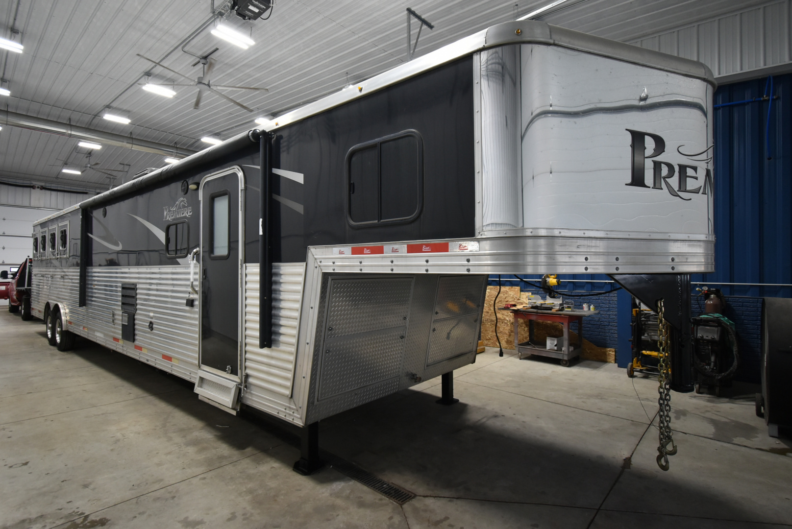 Used 2016 Bison Trailers Premiere Horse Trailer