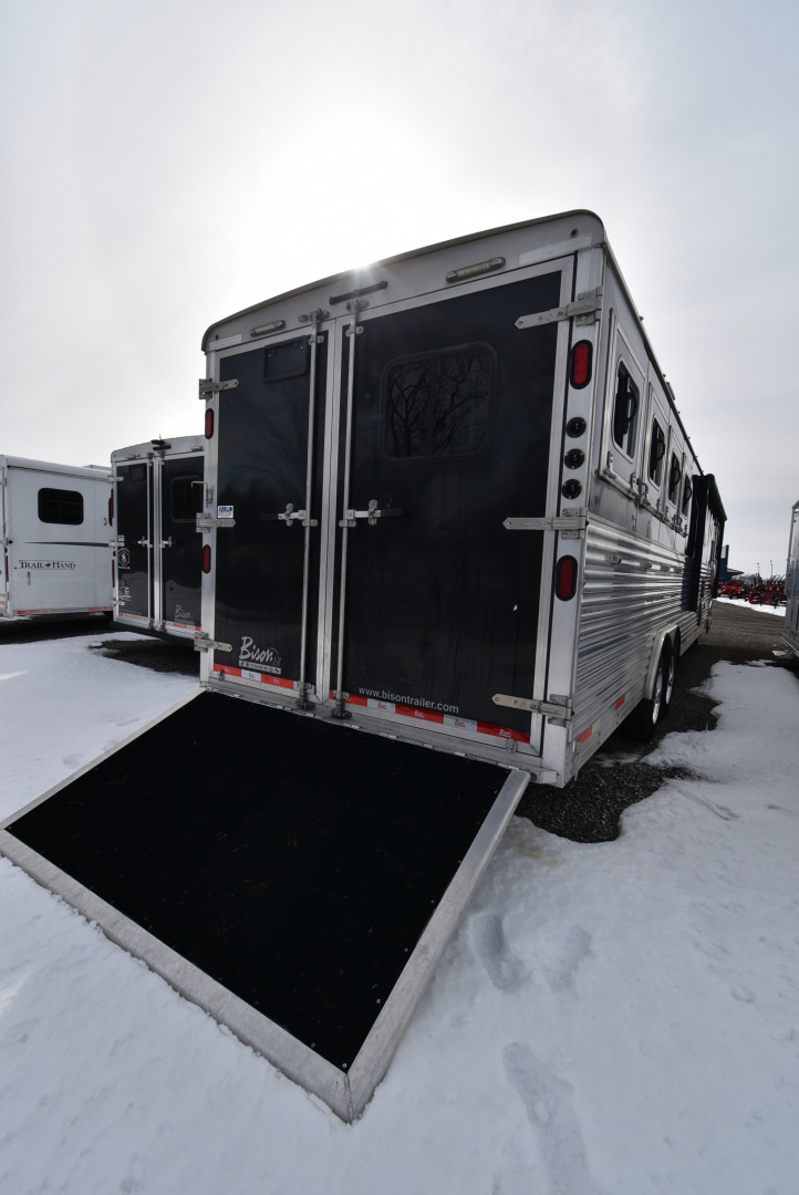 Used 2016 Bison Trailers Premiere Horse Trailer