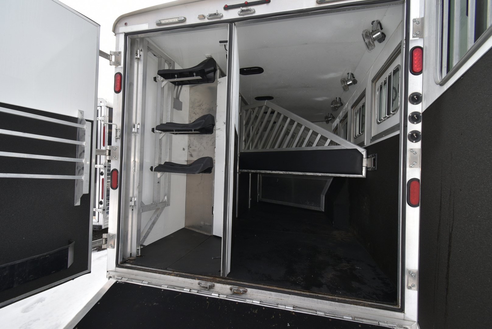 Used 2016 Bison Trailers Premiere Horse Trailer