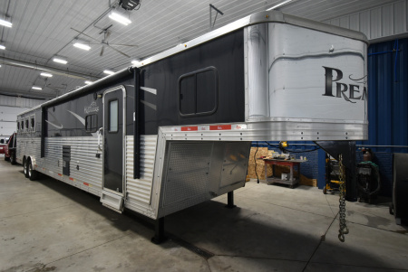Used 2016 Bison Trailers Premiere Horse Trailer