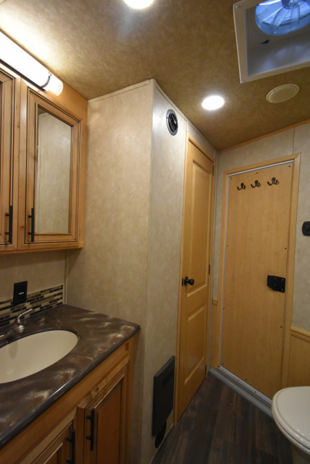 Used 2016 Bison Trailers Premiere Horse Trailer