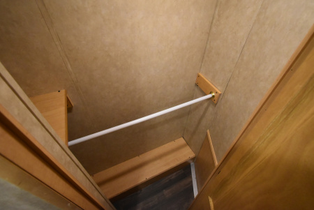 Used 2016 Bison Trailers Premiere Horse Trailer