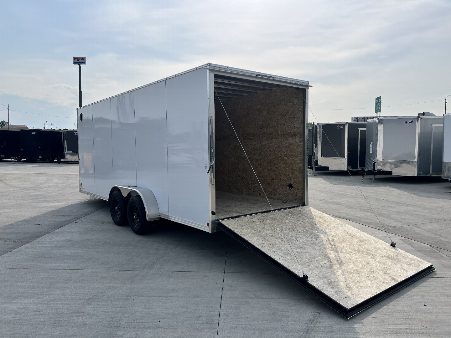 New 2026 Bighorn R&M 7x20+2’V 7K SUPERIOR QUALITY Contractor Model Rear Ramp Enclosed Cargo Trailer