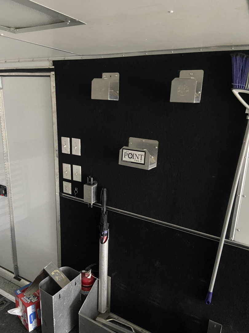 Used 36' United Extreme W/ Dragster Lift 2011