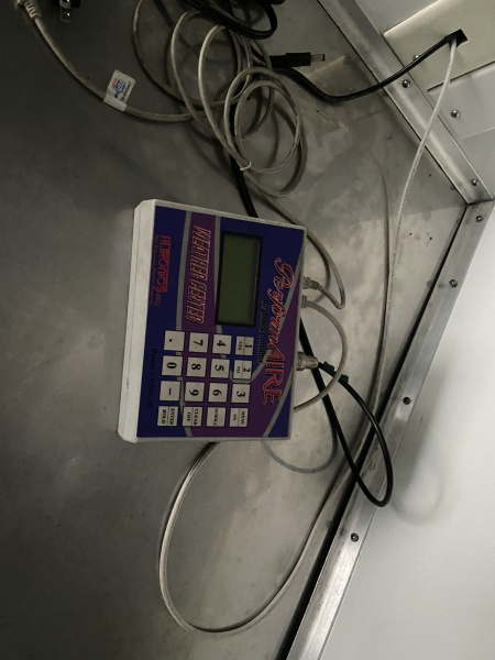 Used 36' United Extreme W/ Dragster Lift 2011