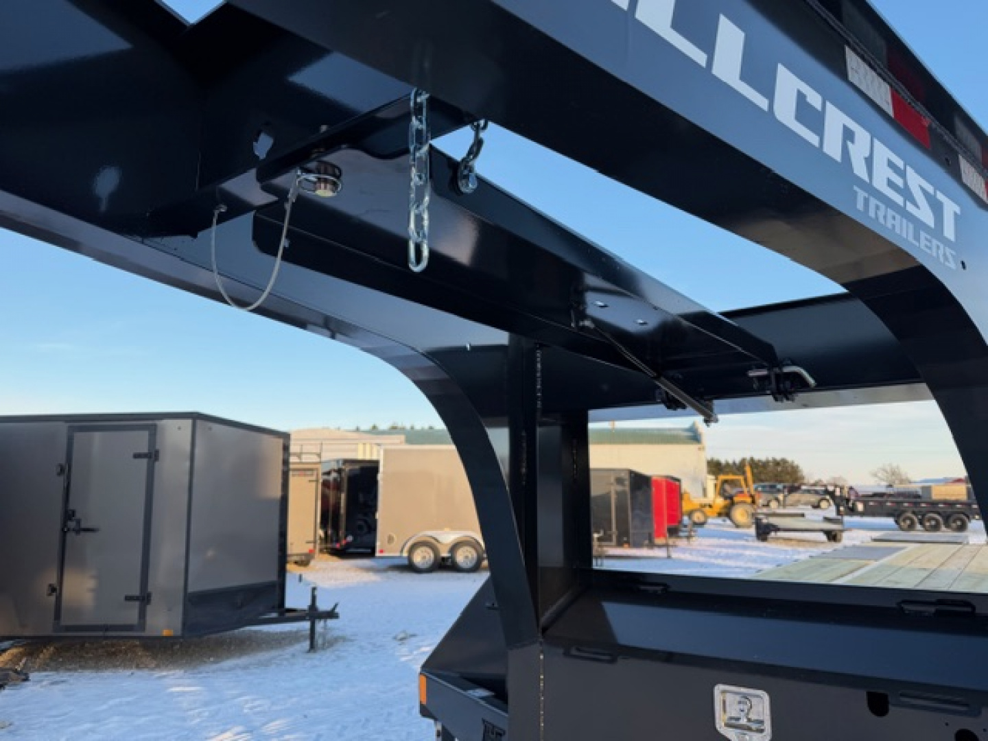 New 2026 Hillcrest 35' Deckover Gooseneck - 22K
