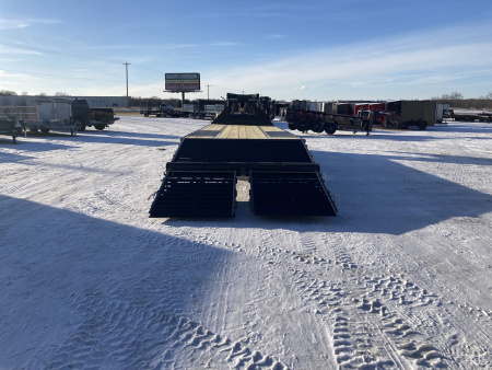 New 2026 Hillcrest 35' Deckover Gooseneck - 22K