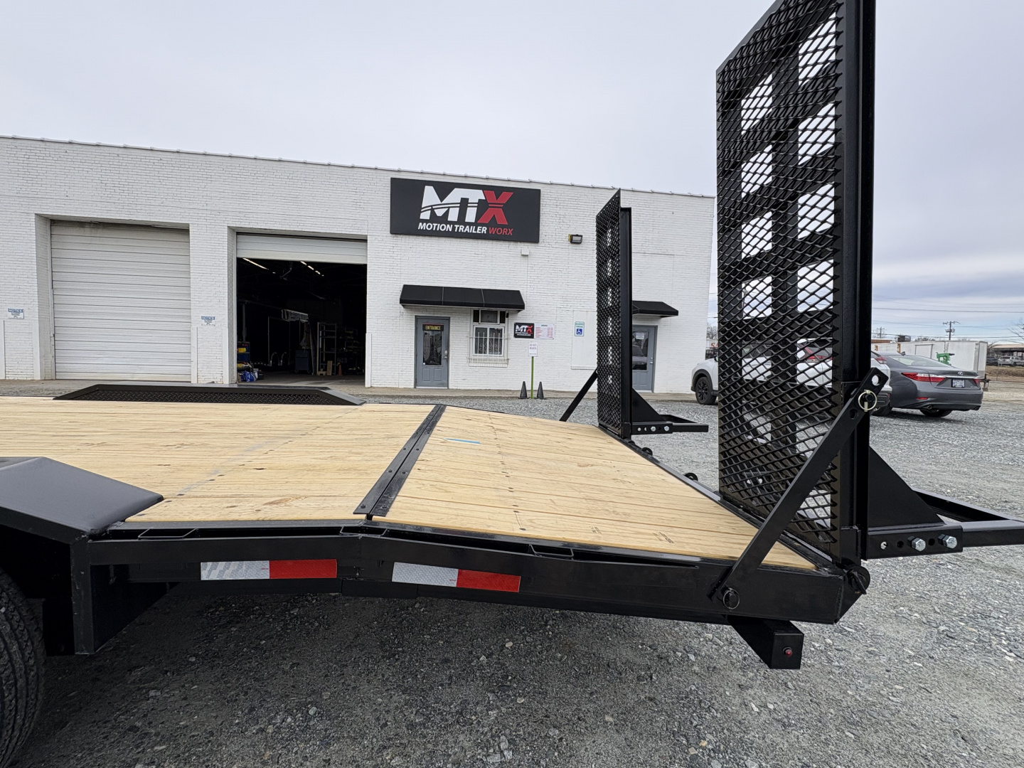 New 2026 Down 2 Earth Trailers 24ft Driveover Equipment Trailer