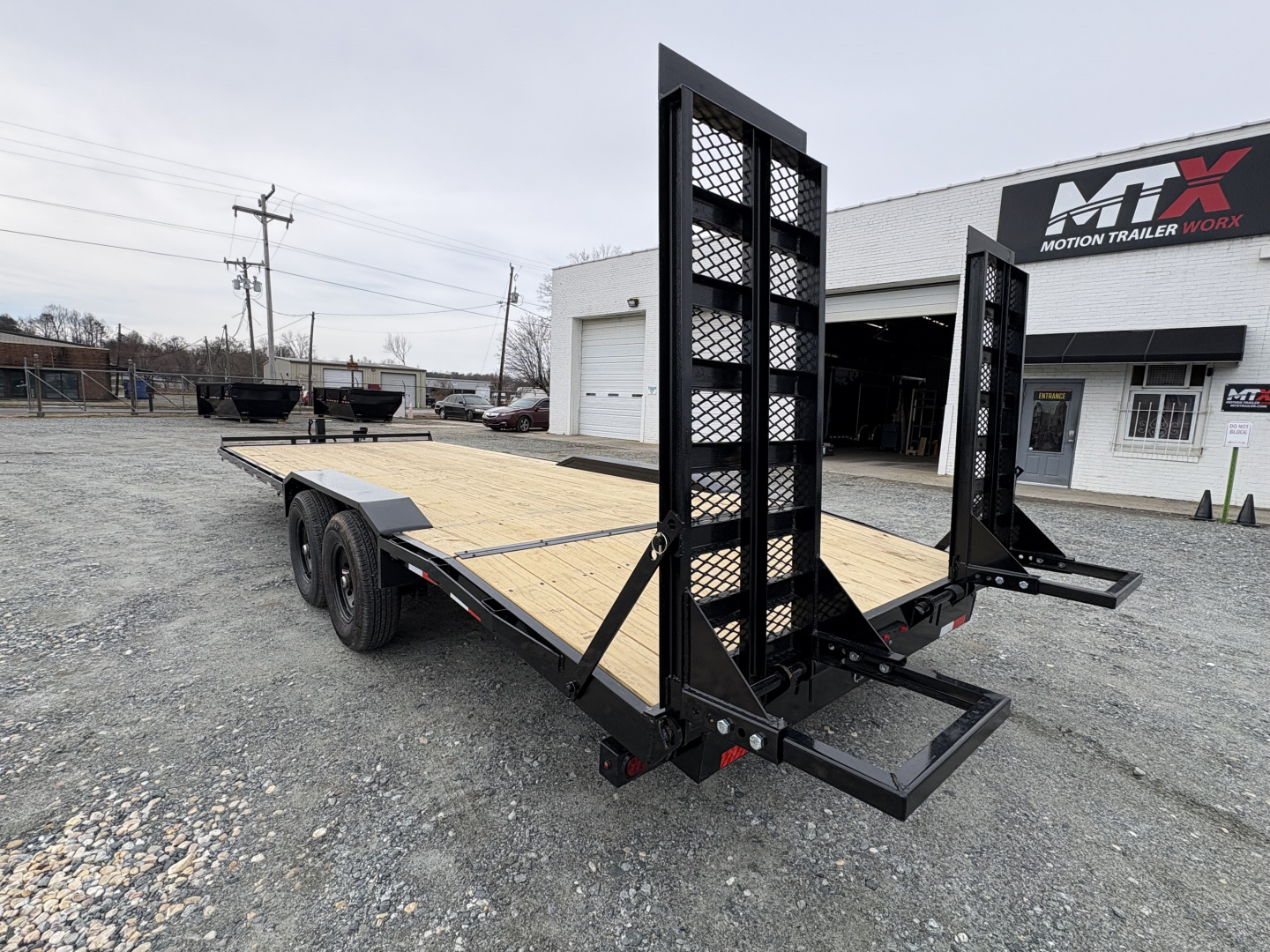 New 2026 Down 2 Earth Trailers 24ft Driveover Equipment Trailer
