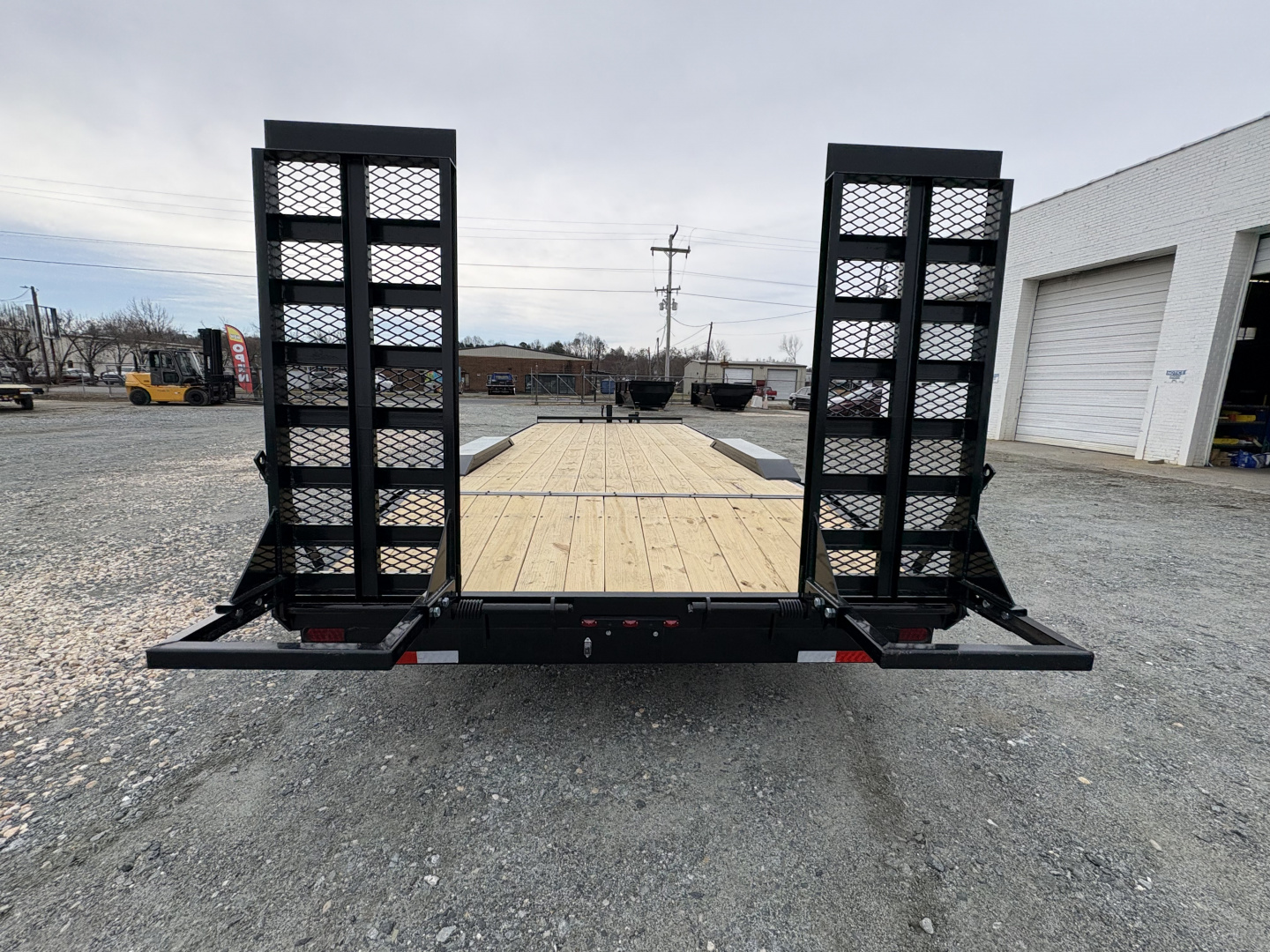 New 2026 Down 2 Earth Trailers 24ft Driveover Equipment Trailer