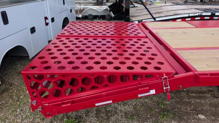 New 2026 BELMONT 38' (33+5) HD GOOSENECK Deckover w/ Full Width Wedge Ramps