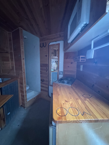 Used 2000 Exiss Trailers 4H LQ Horse Trailer