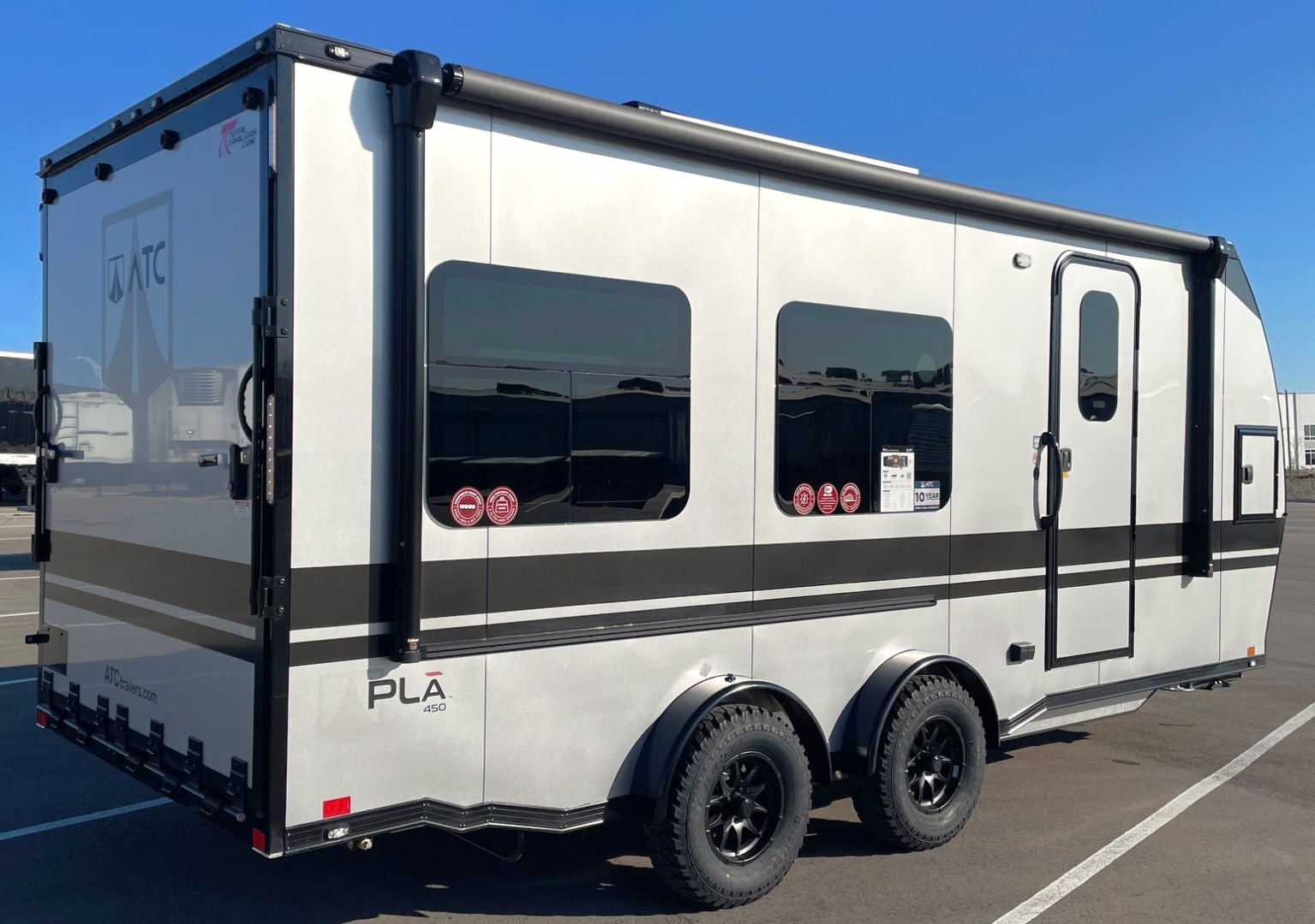 New ATC PLA 450 (2016 FRONT KITCHEN) Aluminum Toy Hauler