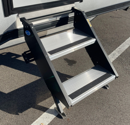 New ATC PLA 450 (2016 FRONT KITCHEN) Aluminum Toy Hauler
