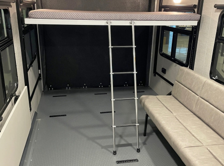 New ATC PLA 450 (2016 FRONT KITCHEN) Aluminum Toy Hauler