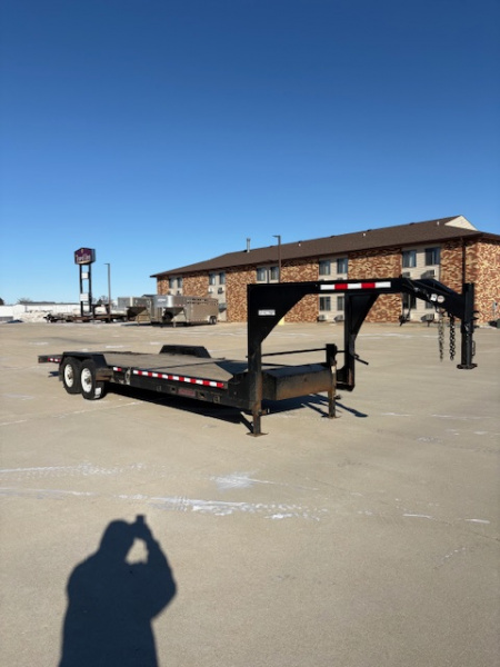 Used 2017 Midsota Gooseneck Tilt Bed 16100lb GVWR