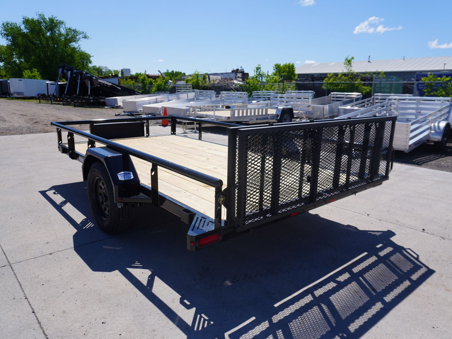 New 2025 Diamond C Trailers 135 77'x12ft Utility