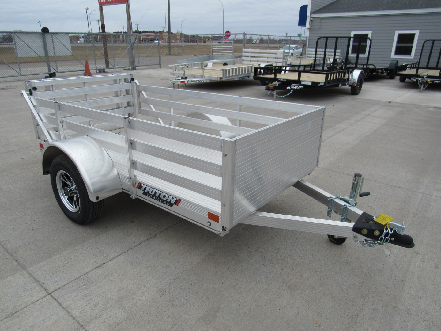 New 2025 Triton Trailers 52'x8ft Aluminum Utility