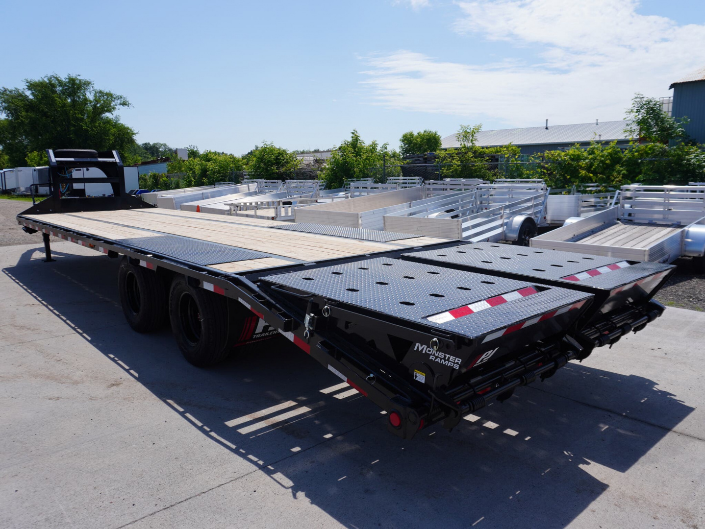 New 2026 PJ Trailers 30ft Gooseneck Deckover