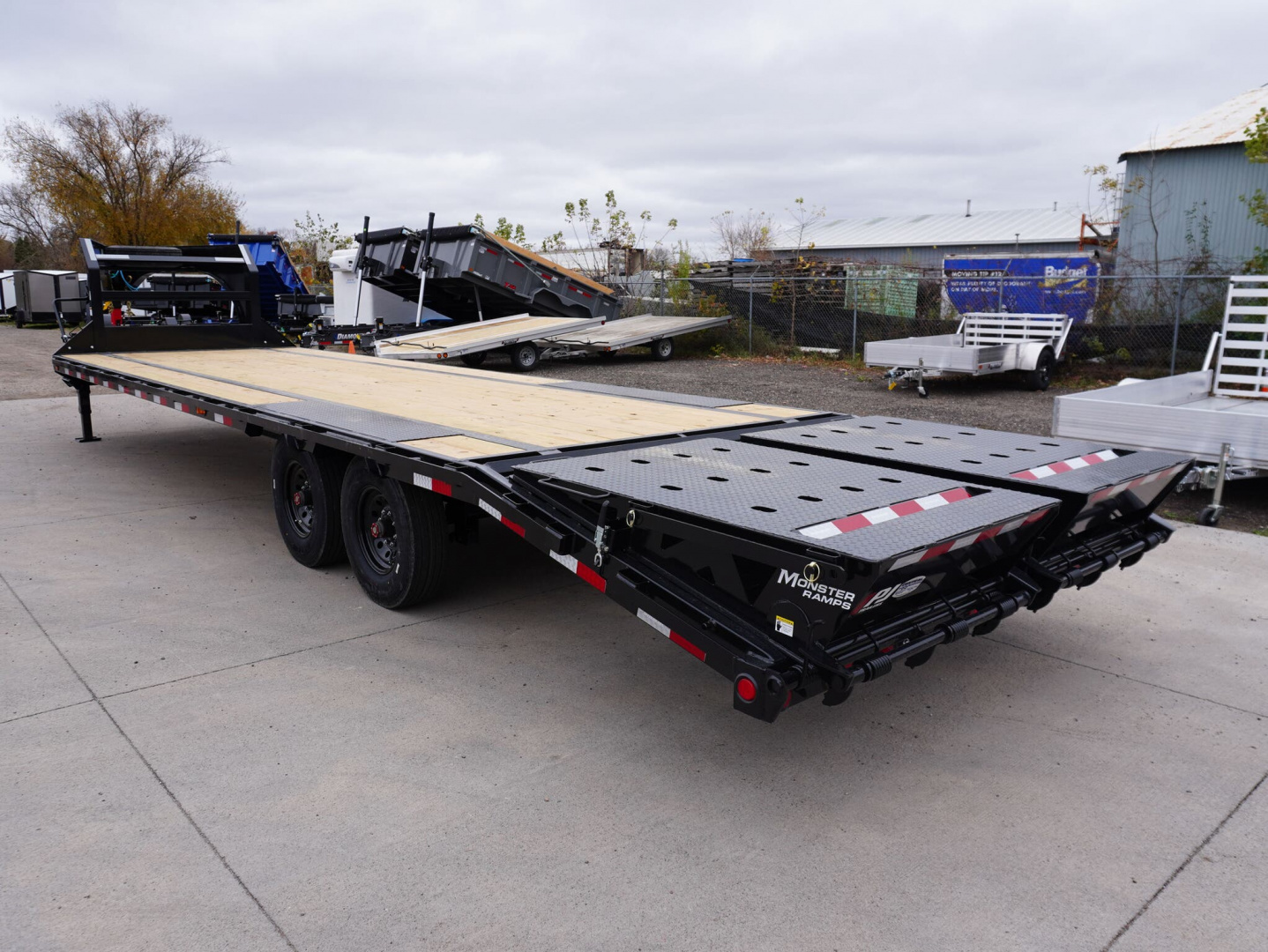 New 2026 PJ Trailers 30ft Gooseneck Deckover