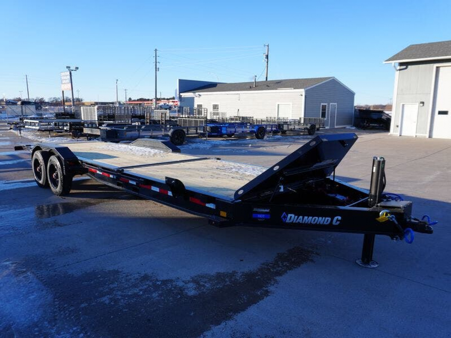 New 2026 Diamond C Trailers 210 24ft Tilt